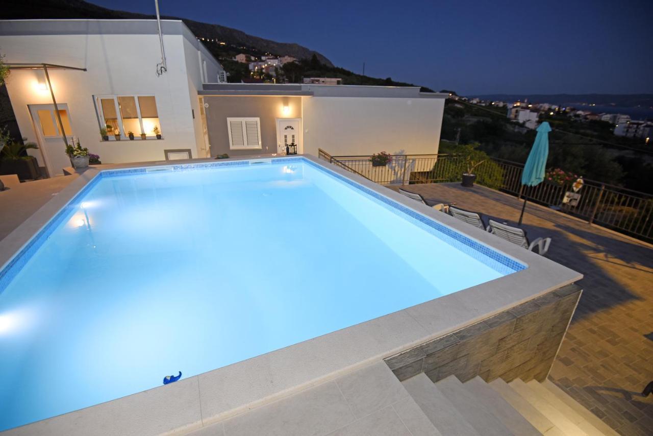 Apartments Lidija - Sea View Apartment With Exclusive Right Of Using Hot Tub Or Split Level Apartment With Exclusive Right Of Using Pool Подстрана Экстерьер фото