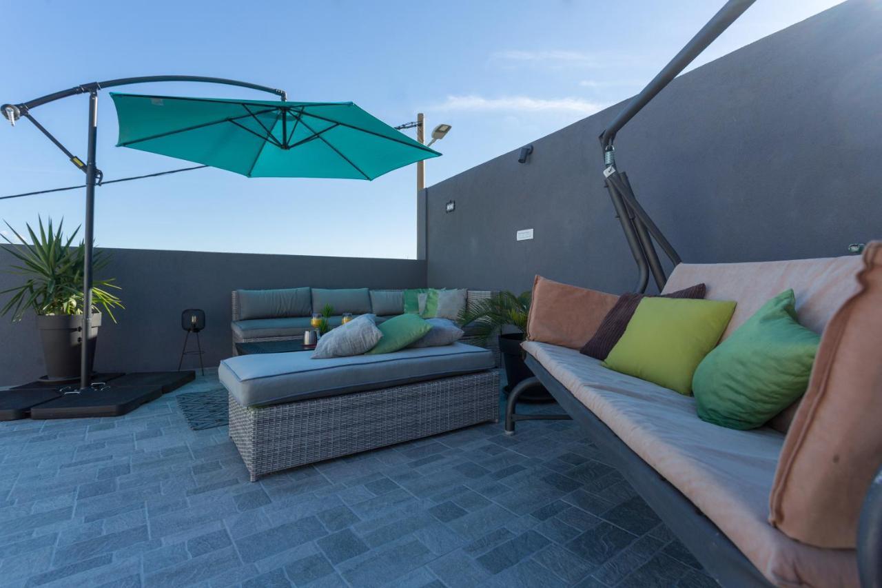 Apartments Lidija - Sea View Apartment With Exclusive Right Of Using Hot Tub Or Split Level Apartment With Exclusive Right Of Using Pool Подстрана Экстерьер фото