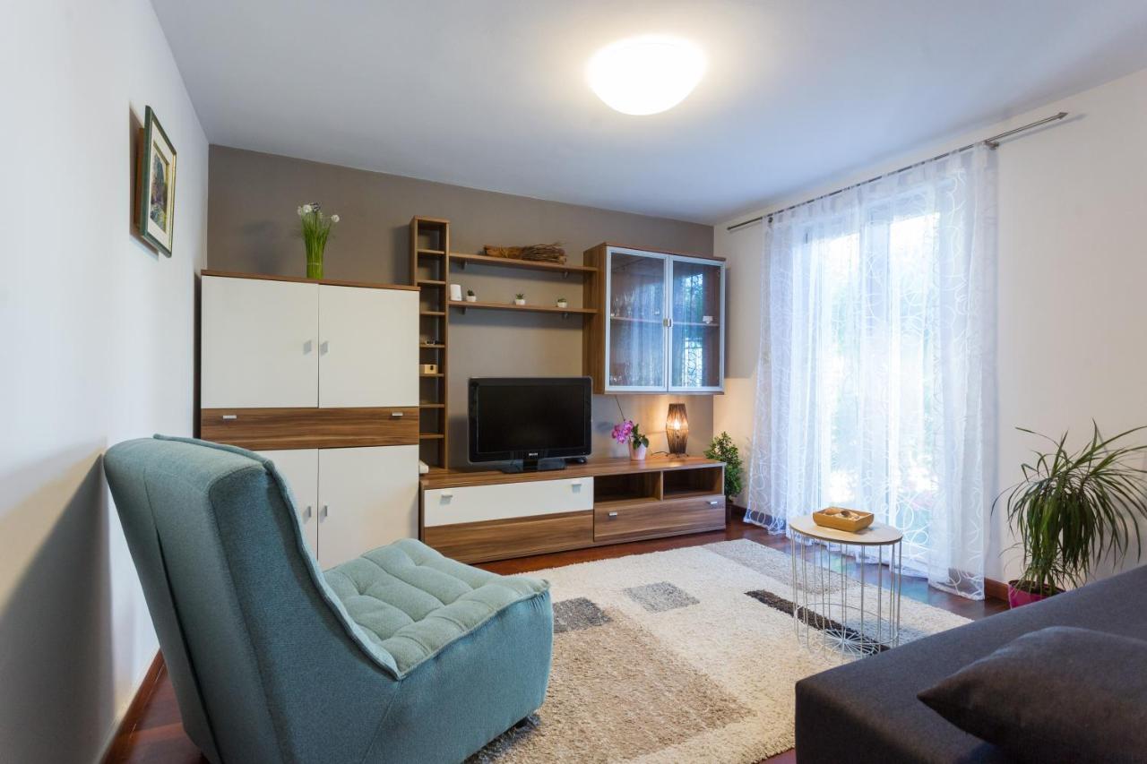 Apartments Lidija - Sea View Apartment With Exclusive Right Of Using Hot Tub Or Split Level Apartment With Exclusive Right Of Using Pool Подстрана Экстерьер фото