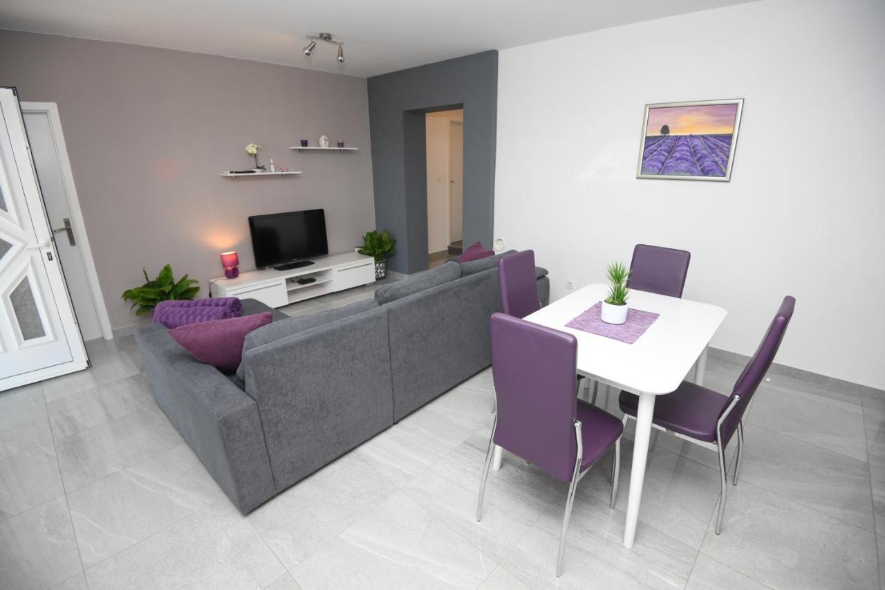 Apartments Lidija - Sea View Apartment With Exclusive Right Of Using Hot Tub Or Split Level Apartment With Exclusive Right Of Using Pool Подстрана Экстерьер фото