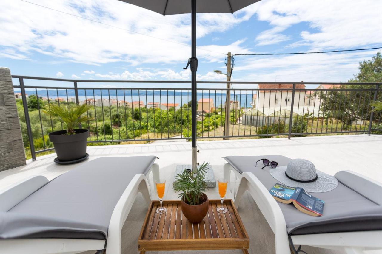 Apartments Lidija - Sea View Apartment With Exclusive Right Of Using Hot Tub Or Split Level Apartment With Exclusive Right Of Using Pool Подстрана Экстерьер фото
